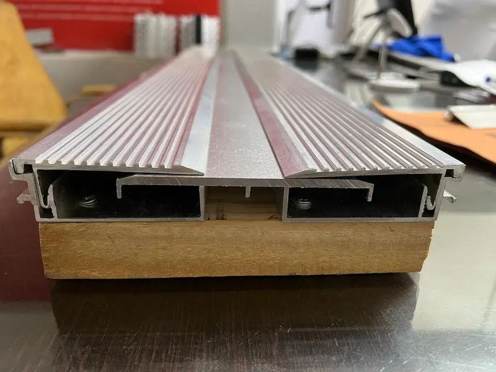 Dseal LoadMaster