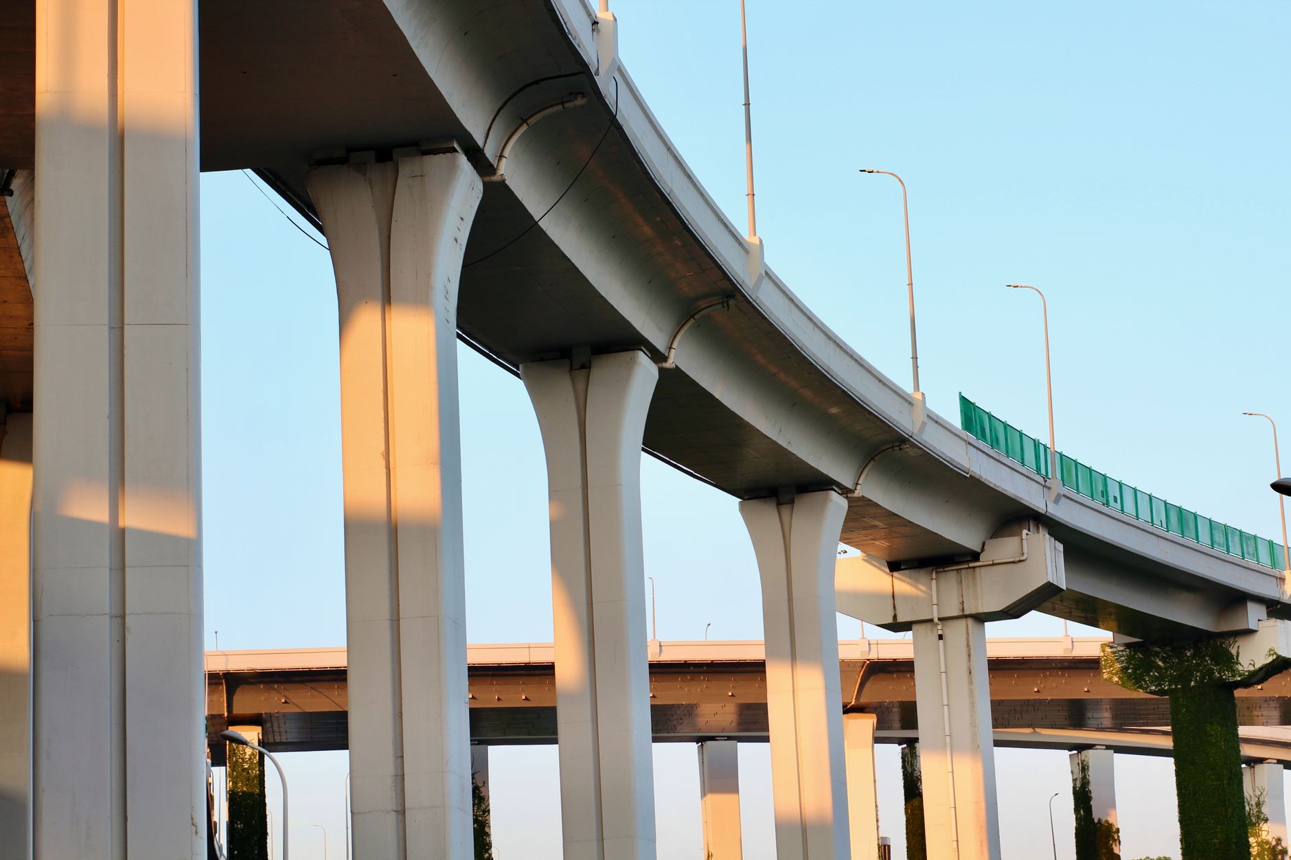 How to Calculate Movement Capacity for a Building Expansion Joint